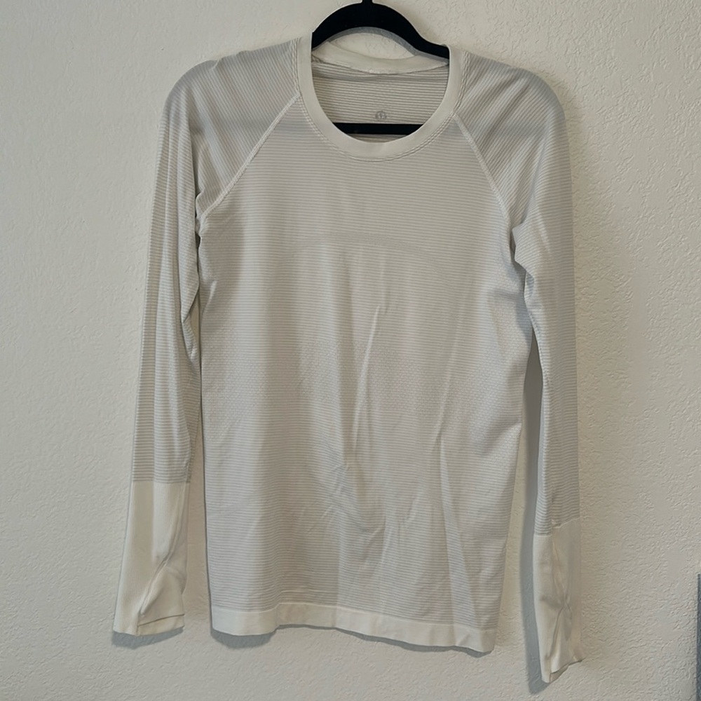 Lululemon Swiftly Tech Long Sleeve 2.0